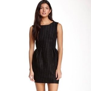 American apparel black houndstooth cocktail dress —EUC— size SMALL